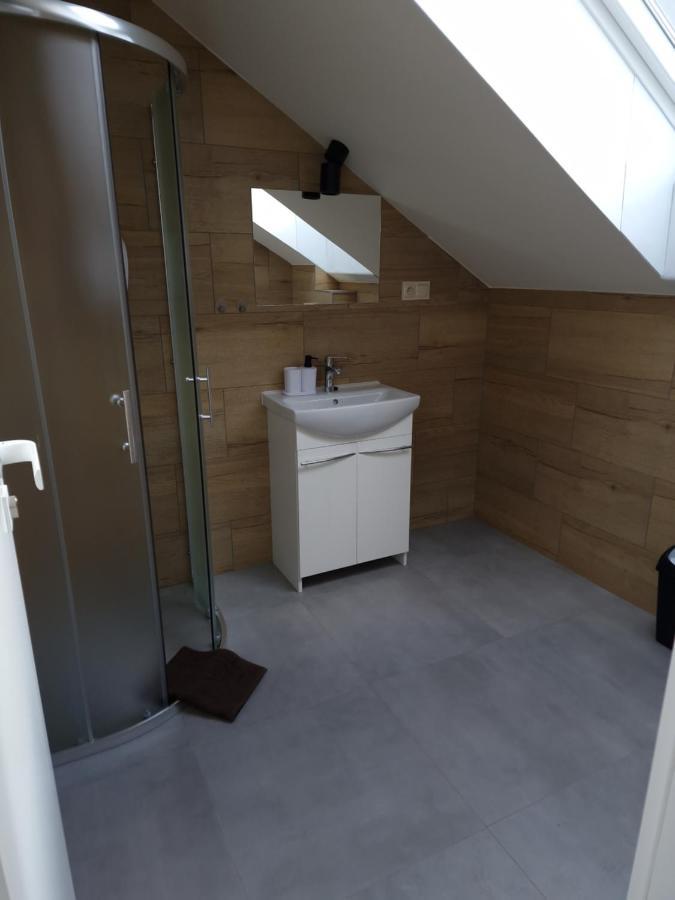 Bird House Hotel Presov Luaran gambar