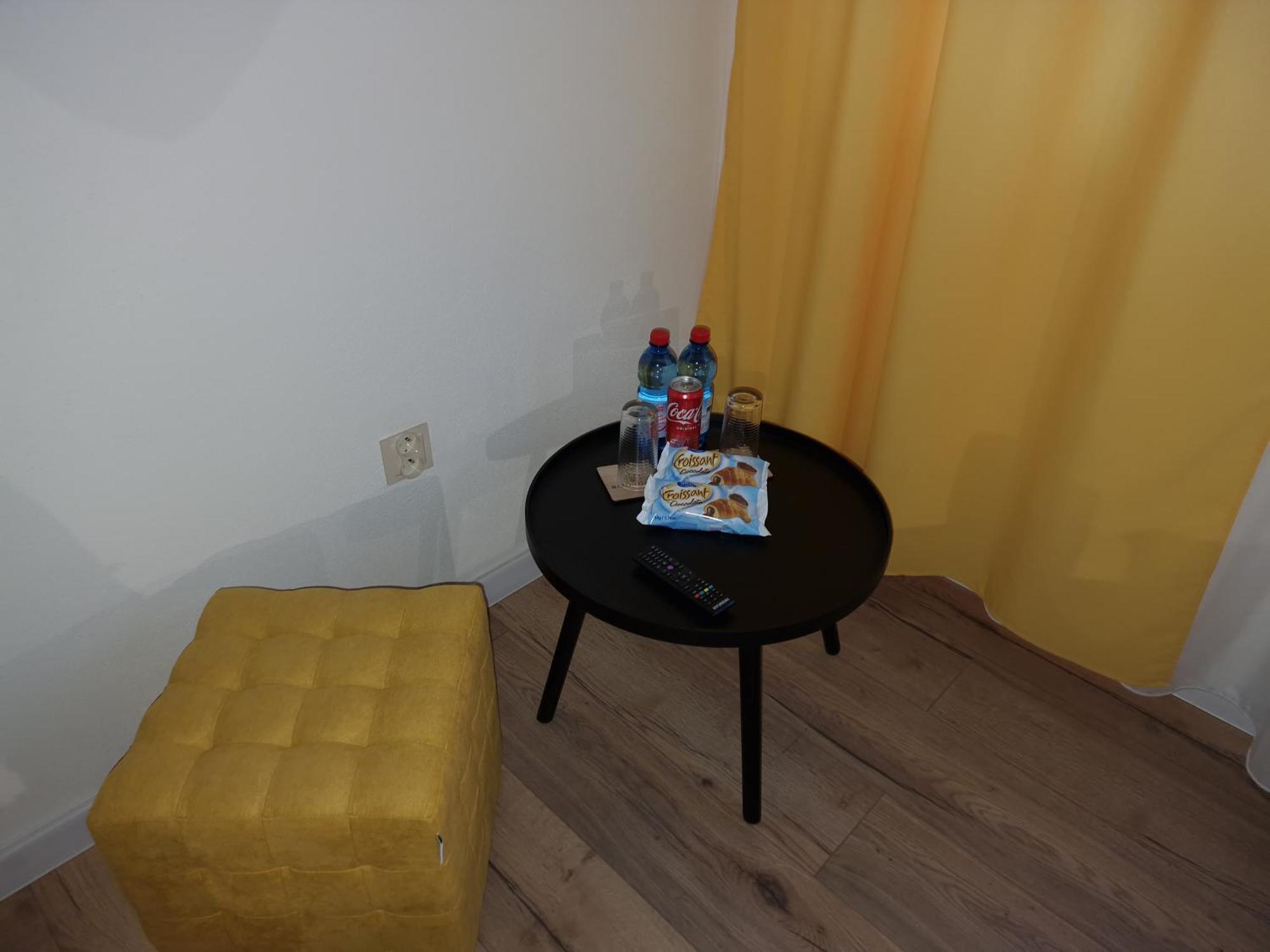 Bird House Hotel Presov Luaran gambar